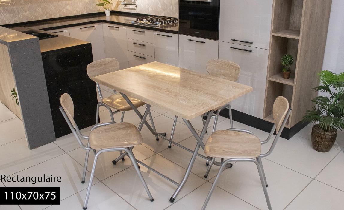 Table rectangulaire 110x70x75 + 4 chaise